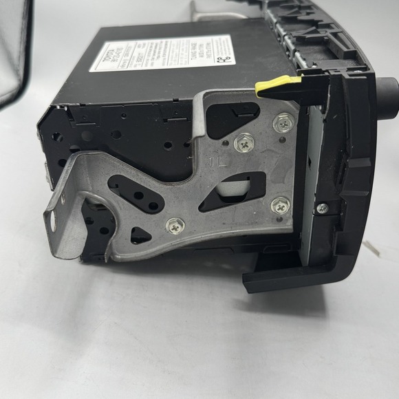Toyota OEM Radio CD Player 86120-42160 2008 Corolla Matrix WMA MP3 AUX Untested - Picture 6 of 9